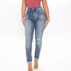 Size 25 Fashion Nova Skinny Jeans